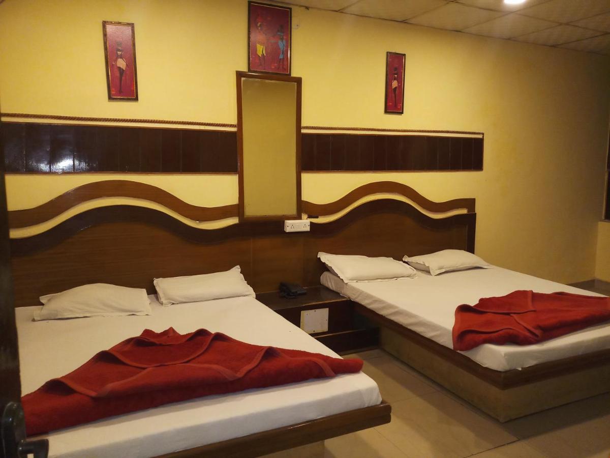 Hotel Diplomat Inn New Delhi Ngoại thất bức ảnh
