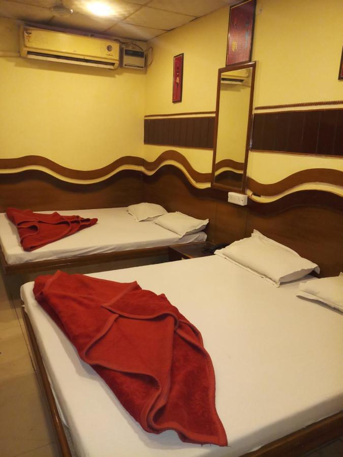 Hotel Diplomat Inn New Delhi Ngoại thất bức ảnh
